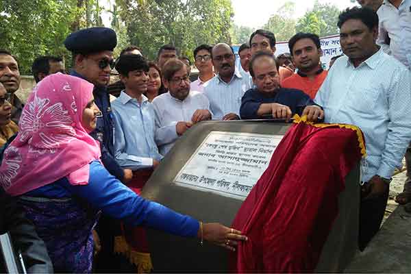 একটি করে ভালো কাজের মাধ্যমে মুজিববর্ষকে সম্মান জানাতে চাই : আসাদুজ্জামান নূর