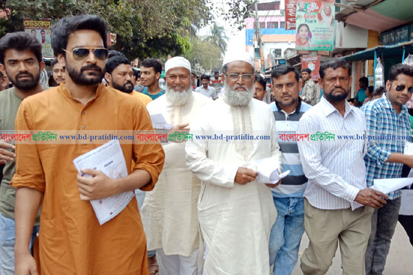 মাগুরায় করোনা প্রতিরোধে বিএনপির লিফলেট বিতরণ
