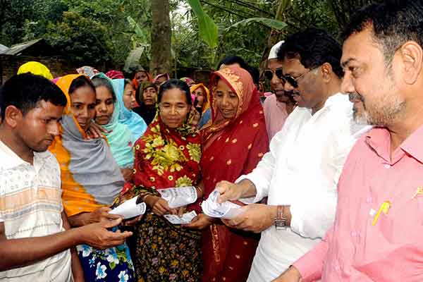 ভোট বিমুখ করতেই দেশে করোনা আতঙ্ক ছড়ানো হচ্ছে : দুলু 