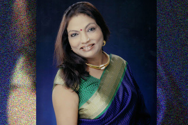 দু’টাকার চাকরিতে জীবন শুরু, অতঃপর যেভাবে কোটি কোটি ডলারের মালিক এই নারী!