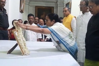 যথাযথ মর্যাদায় কলকাতায় বঙ্গবন্ধুর জন্মশতবার্ষিকী উদযাপন
