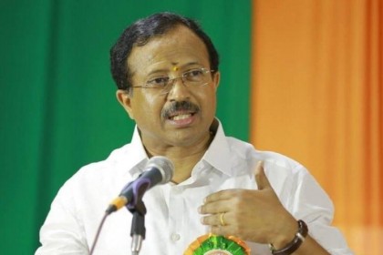 স্বেচ্ছায় কোয়ারেন্টাইনে থাকার ঘোষণা ভারতের পররাষ্ট্র প্রতিমন্ত্রীর
