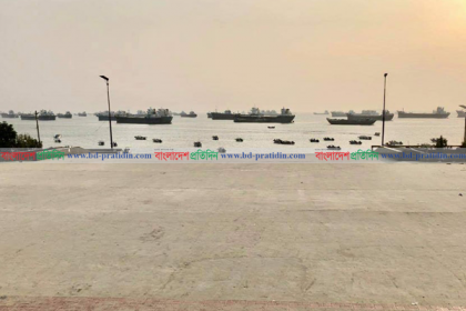 করোনাভাইরাস : পতেঙ্গা সমুদ্র সৈকতে জনসমাগম নিষিদ্ধ 


