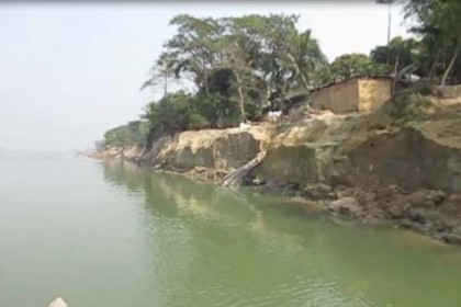 আজমিরীগঞ্জে নদী ভাঙ্গনে বিলিন ১০টি গ্রাম