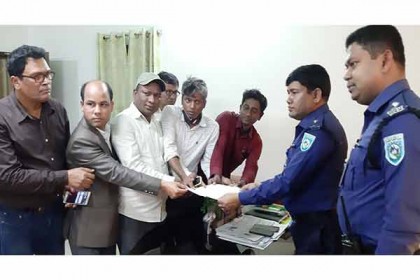 কুড়িগ্রামের সেই ডিসি ও তিন ম্যাজিস্ট্রেটের বিরুদ্ধে অভিযোগ সাংবাদিক আরিফুলের