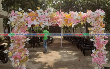 করোনা আতঙ্কের মাঝেও সিভিল সার্জনের মেয়ের বিয়ের ঘটা আয়োজন