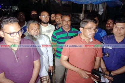 বাজারে কৃত্রিম সংকট সৃষ্টির অভিযোগে কলাপাড়ায় দুই ব্যবসায়ীকে জরিমানা 