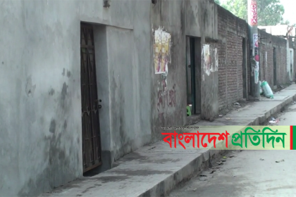 এবার টাঙ্গাইলের যৌনপল্লীতে বহিরাগতদের প্রবেশে নিষেধাজ্ঞা