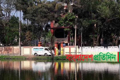 মৌলভীবাজারে ৫ ভবনের বাসিন্দাদের কোয়ারেন্টাইনে থাকার নির্দেশ