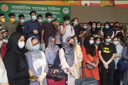 বেনাপোলে আটকা পড়েছেন শতাধিক ভারতীয়