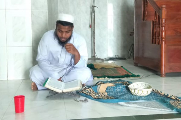 কুমিল্লার মসজিদ-মাদ্রাসায় কোরআন তেলাওয়াত 