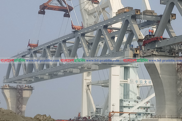 পদ্মা সেতুর ৪ হাজার ৫০ মিটার দৃশ্যমান