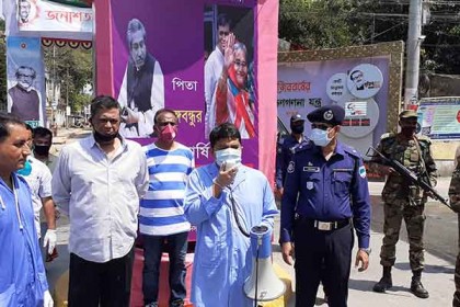 মাগুরায় করোনা মোকাবেলায় সচেতনতামূলক কার্যক্রম