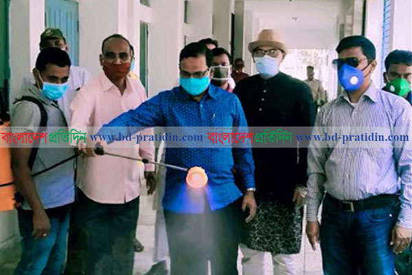 পঞ্চগড়ে করোনা সচেতনতায় বিচারক ও আইনজীবীরা