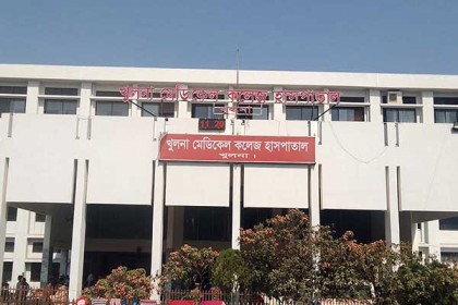 খুলনা মেডিকেল কলেজ হাসপাতালের পরিচালককে ফের বদলি