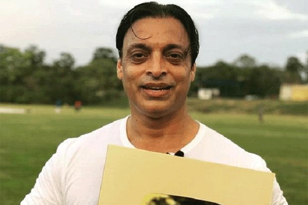 করোনায় যত মানুষ মারা যাচ্ছে, তার চেয়ে বেশি নিঃস্ব হবে: শোয়েব আকতার 