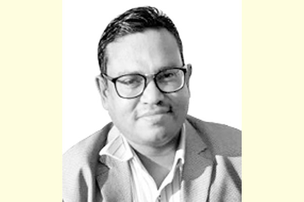 করোনাভাইরাস মোকাবিলায় প্রার্থনা বনাম চিকিৎসা