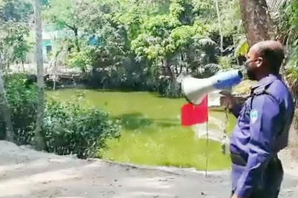 লক্ষ্মীপুরে করোনা উপসর্গে একজনের মৃত্যু, লকডাউনে ১৫ পরিবার