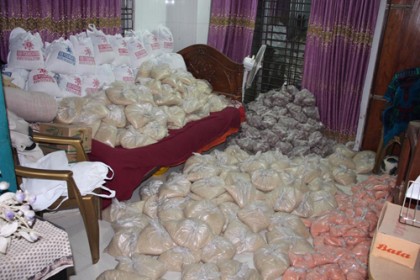 ২ শতাধিক দরিদ্র মানুষের পাশে আইএসবি ফাউন্ডেশন