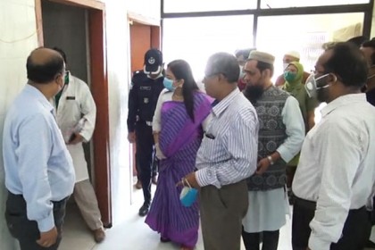 নরসিংদীতে আইসোলেশন ওয়ার্ড পরিদর্শন
