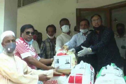 ভোলায় সাড়ে ৫ হাজার দরিদ্র পরিবারের পাশে তোফায়েল আহমেদ