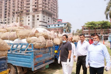 ফেনীর কেউ অভুক্ত থাকবে না: নিজাম হাজারী 