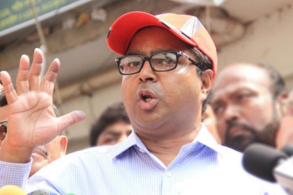 ঘরে থাকুন, আমরা খাবার পৌঁছে দেব : সাঈদ খোকন