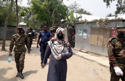 আদেশ অমান্য করে বিনা কারণে রাস্তায়, ৮ জনকে জরিমানা