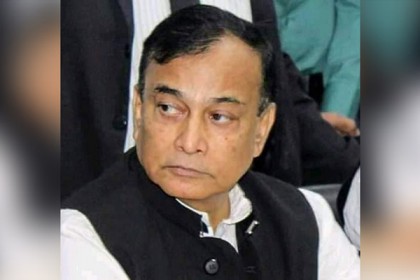 ফোন দিলেই খাবার পৌঁছে দেবেন পানিসম্পদ প্রতিমন্ত্রী