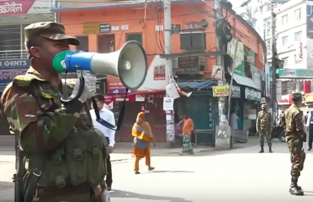 যশোরে সেনা টহল অব্যাহত, জরিমানা আদায়