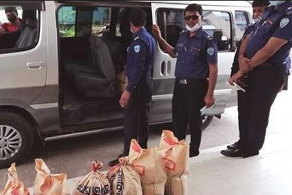 ওসিকে ফোন দিলেই খাদ্যসামগ্রী