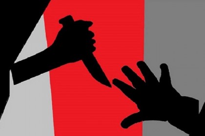 সাতক্ষীরায় তুচ্ছ ঘটনায় বৃদ্ধকে কুপিয়ে হত্যা