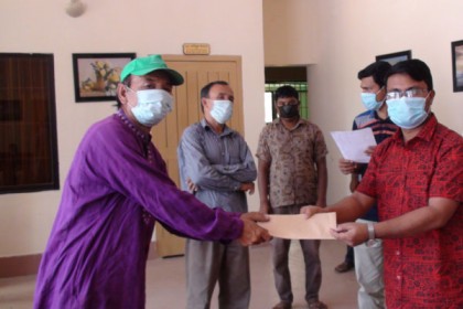 নীলফামারীতে ২৫ জন সংস্কৃতিকর্মীকে সহায়তা প্রদান 