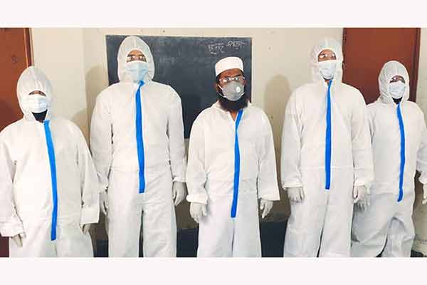 করোনায় মৃতদের জানাজা-দাফনে এক ঝাঁক আলেম প্রস্তুত 