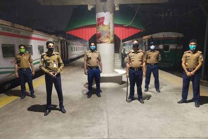 পূর্বাঞ্চলে ‘নিরাপত্তাহীন’ ১ হাজার রেলের স্টাফ

