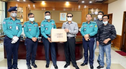 ডিএমপিকে ৫০ হাজার মাস্ক দিল বসুন্ধরা গ্রুপ
