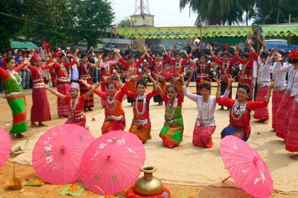 করোনায় বৈসাবি উৎসবের রঙ লাগেনি পাহাড়ে