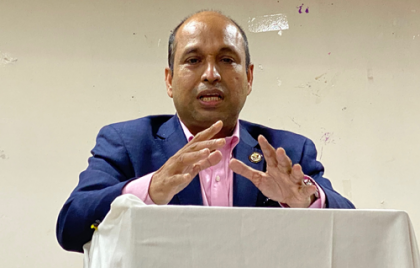 যুক্তরাষ্ট্র থেকে সহস্রাধিক বাংলাদেশি ঢাকায় ফিরতে চান