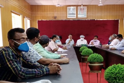 করোনাভাইরাসের প্রাদুর্ভাব রোধে কলাপাড়ায় জরুরি সভা