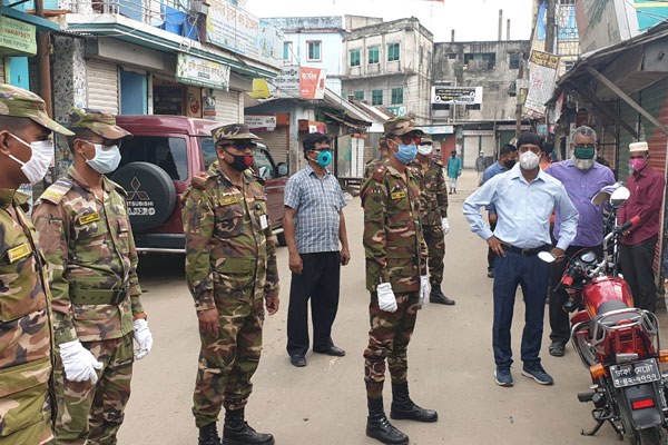 বাঞ্ছারামপুরে প্রশাসন ও সেনাবাহিনীর টহল অব্যাহত