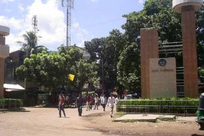 চবি অনির্দিষ্টকালের জন্য বন্ধ ঘোষণা