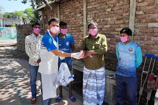 তারুণ্যের শক্তিতে এগিয়ে চলছে ‘করোনা ব্রিগেড, নীলফামারী’