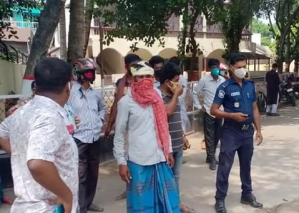 ত্রাণ দেওয়া নিয়ে ঝিনাইদহে আওয়ামী লীগের ২ গ্রুপের সংঘর্ষ