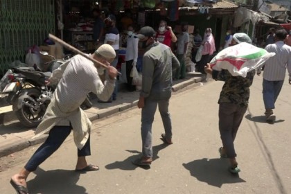 পথচারীদের লাঠিপেটা; টাঙ্গাইলের সেই পৌর কাউন্সিলরের বিরুদ্ধে মামলা
