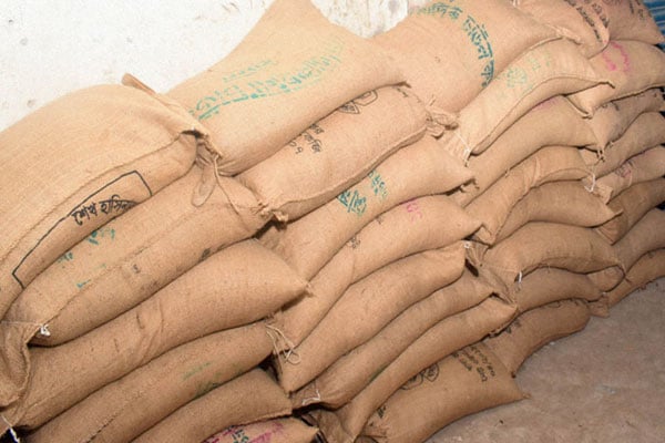 কিশোরগঞ্জে পৃথক অভিযানে ৭৮ বস্তা চাল উদ্ধার, আটক ৪