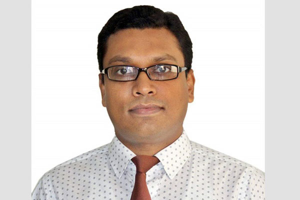 হটলাইনে ক্ষুদে বার্তা পাঠালেই দেয়া হচ্ছে ‘মানবিক সহায়তা’