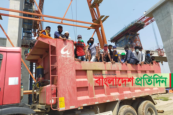 কাজ শেষ হওয়ায় পদ্মাসেতু প্রকল্পের ৭০০ শ্রমিককে বিদায় 