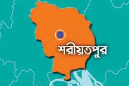 ক্ষুধার তাড়নায় ভিক্ষা করতে নেমেও মিলছে না এক মুঠো চাল