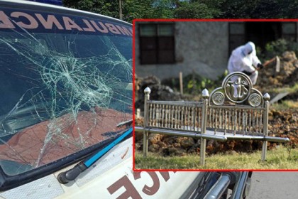 ফেনীতে নারীর লাশ দাফনে বাধা, অ্যাম্বুলেন্স ভাঙচুর