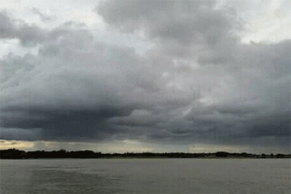 ধেয়ে আসছে পূর্ণাঙ্গ শক্তিশালী বৃষ্টি বলয়